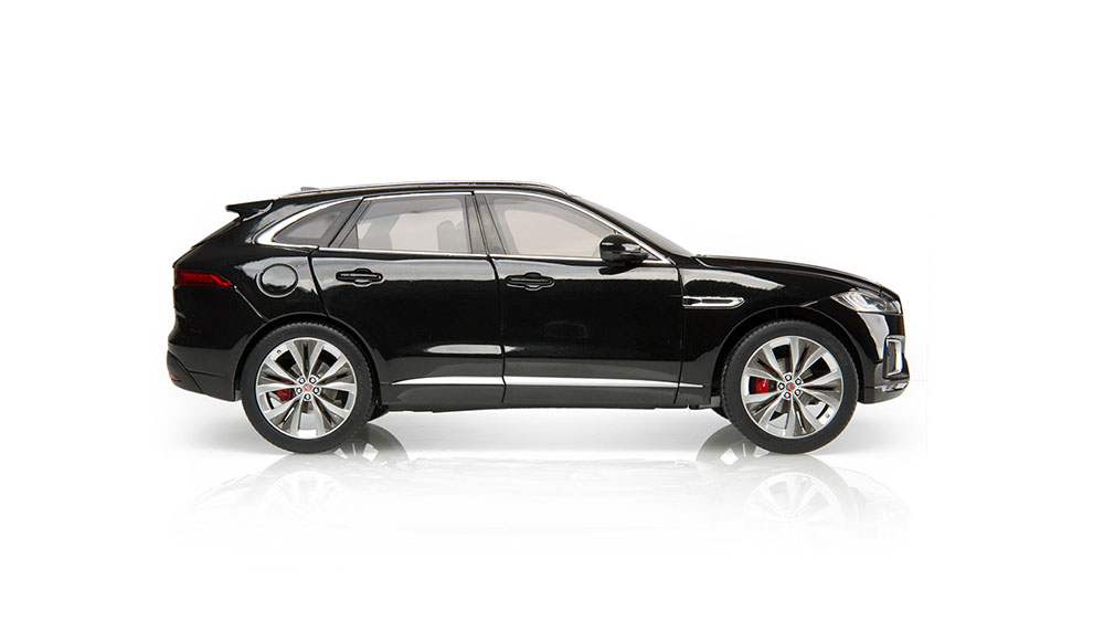 Jaguar F-PACE 1:18 Scale Model - Hover Image